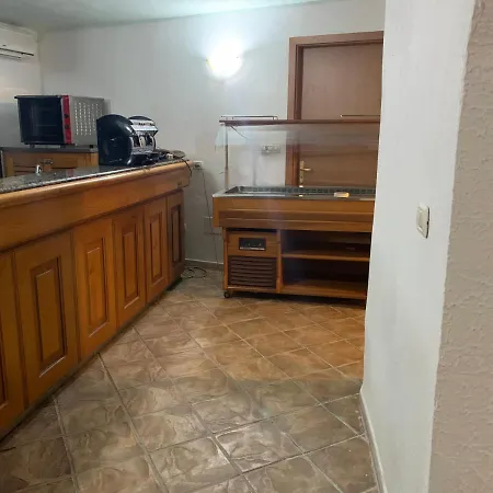 Sanpaolo לינה וארוחת בוקר מונטי